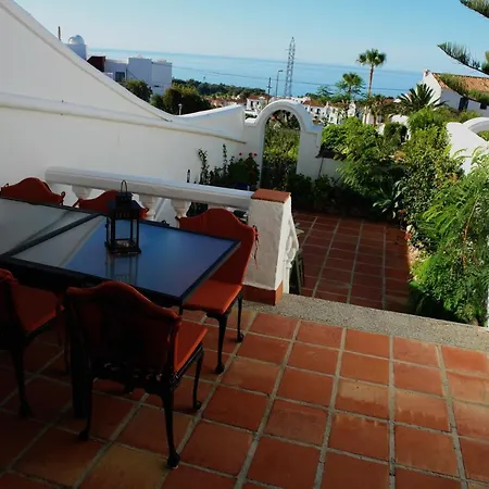Jardines De 18 * Nerja